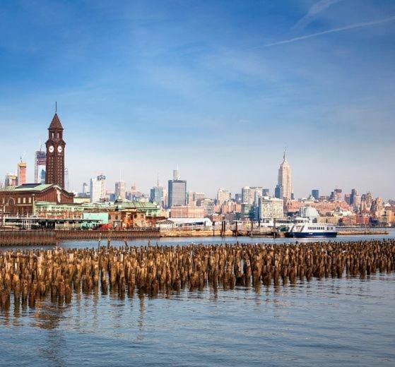 Chic Penthouse 15 Minutes From Nyc - Bus Stop At Doorstep Хоубоукън Екстериор снимка