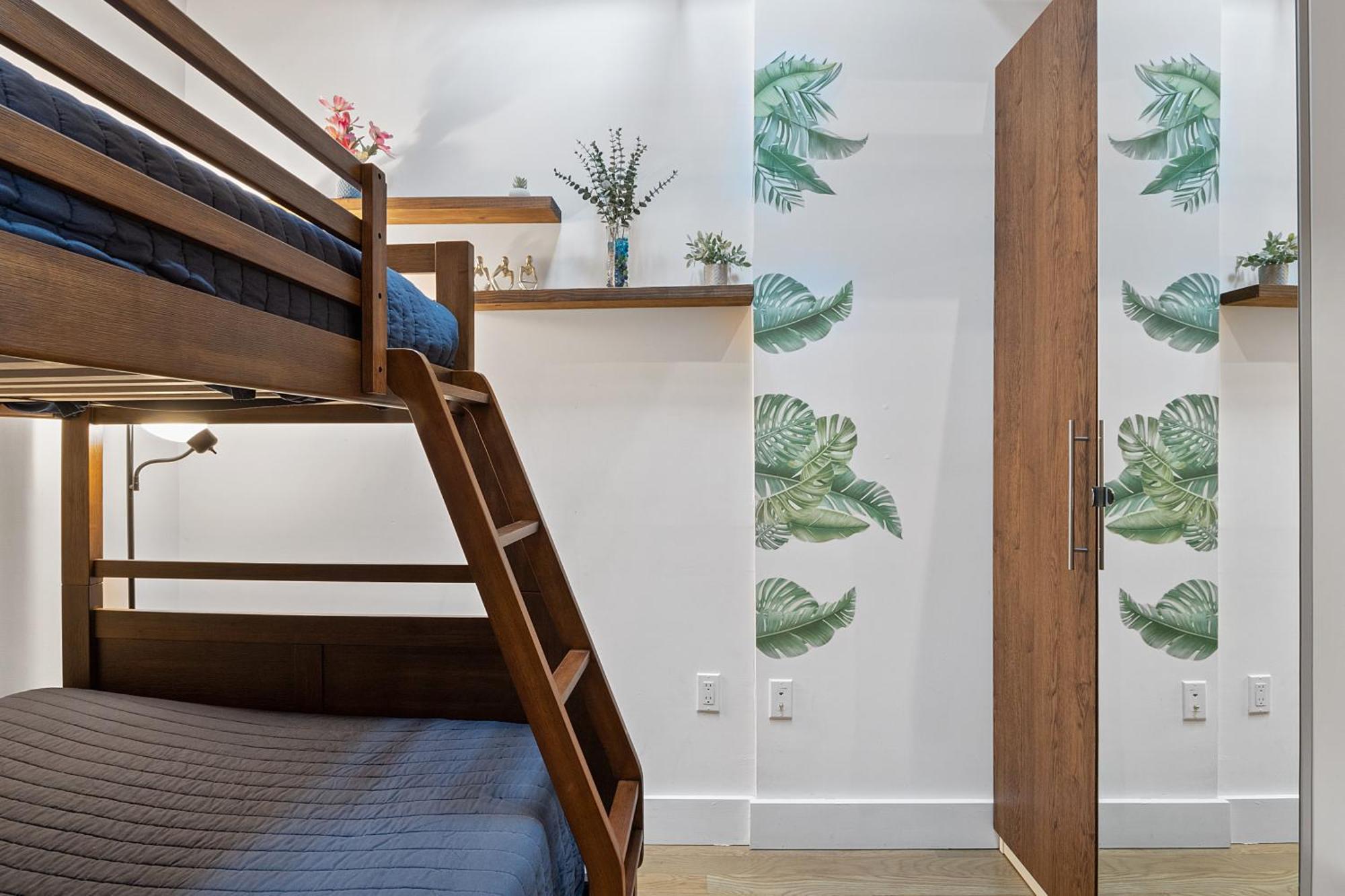 Chic Penthouse 15 Minutes From Nyc - Bus Stop At Doorstep Хоубоукън Екстериор снимка